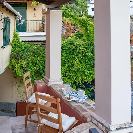 Dimitra's House Casa de Férias Áno Korakiána